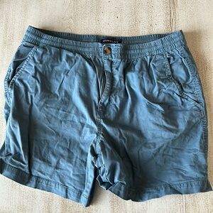 Crown & Ivy 6-inch inseam shorts